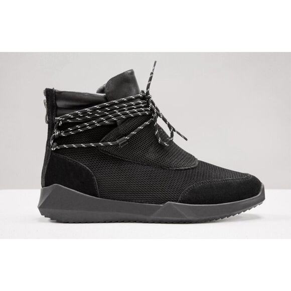 GODI WOMENS HIGH TOP TENNIS SHOE WOMENS SIZE 8.5 - Picture 1 of 6